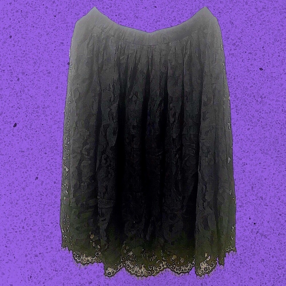 Shein Lace Skirt 🖤